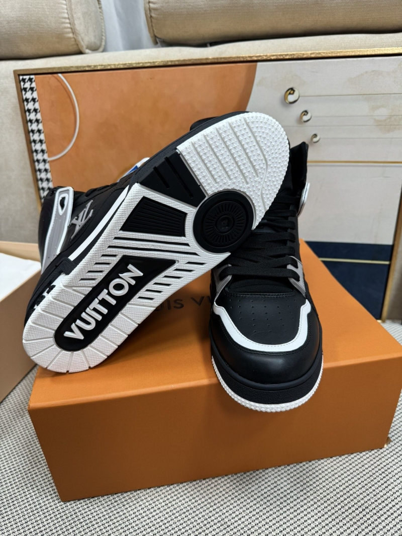 Louis Vuitton Sneakers